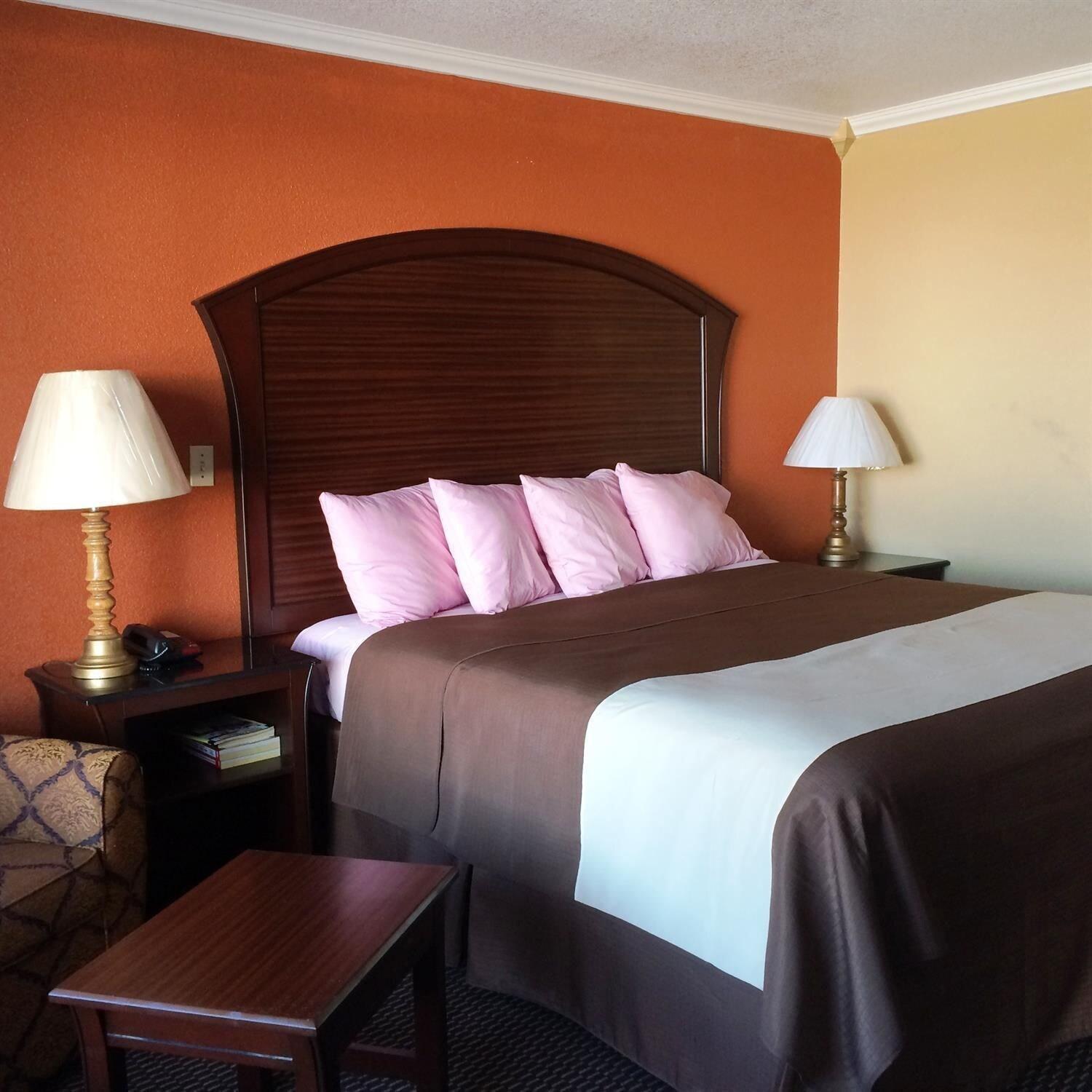 Americas Best Value Inn Schulenburg Bagian luar foto