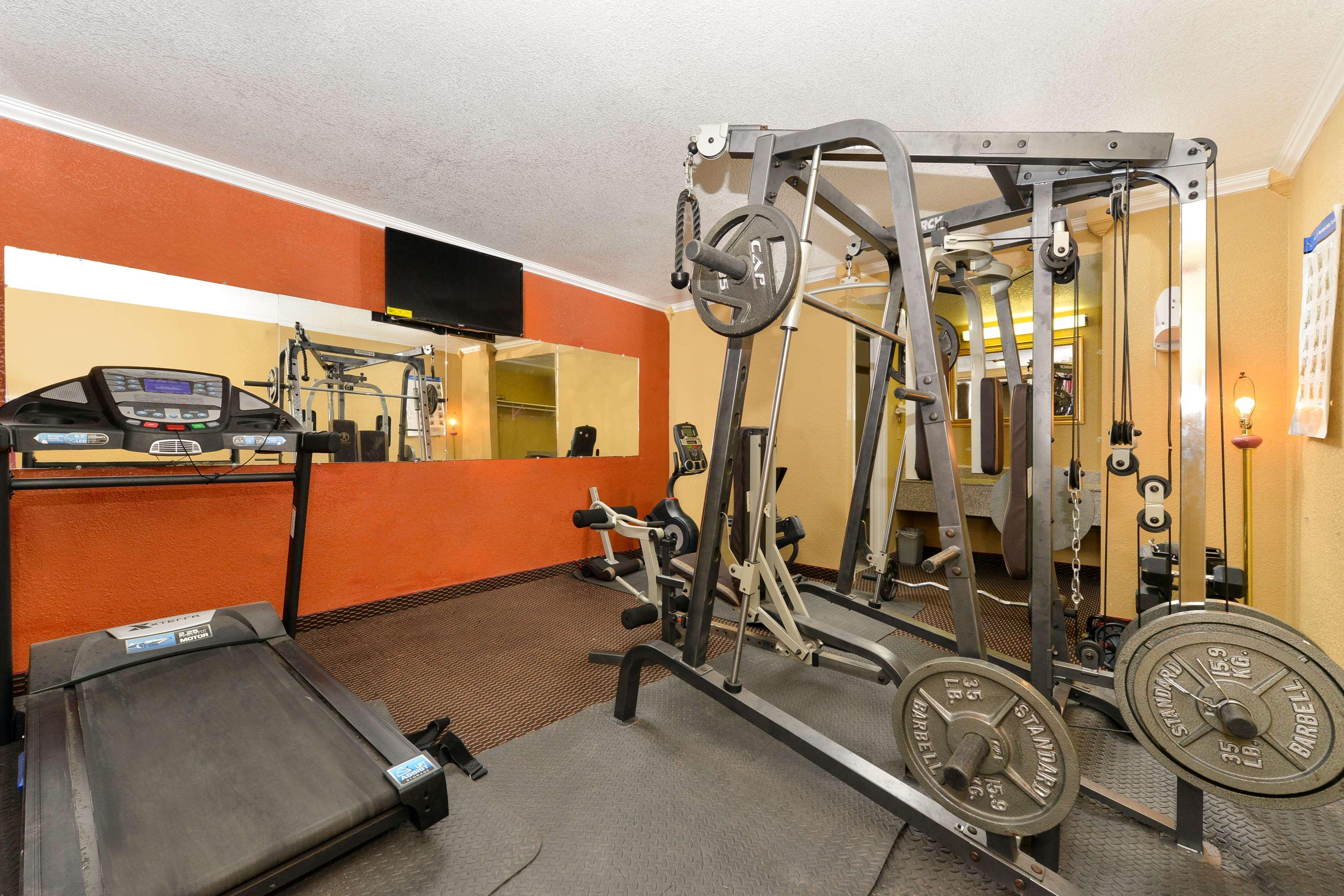 Americas Best Value Inn Schulenburg Bagian luar foto